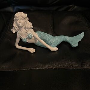 Mermaid Statue by OutIslandEssentials